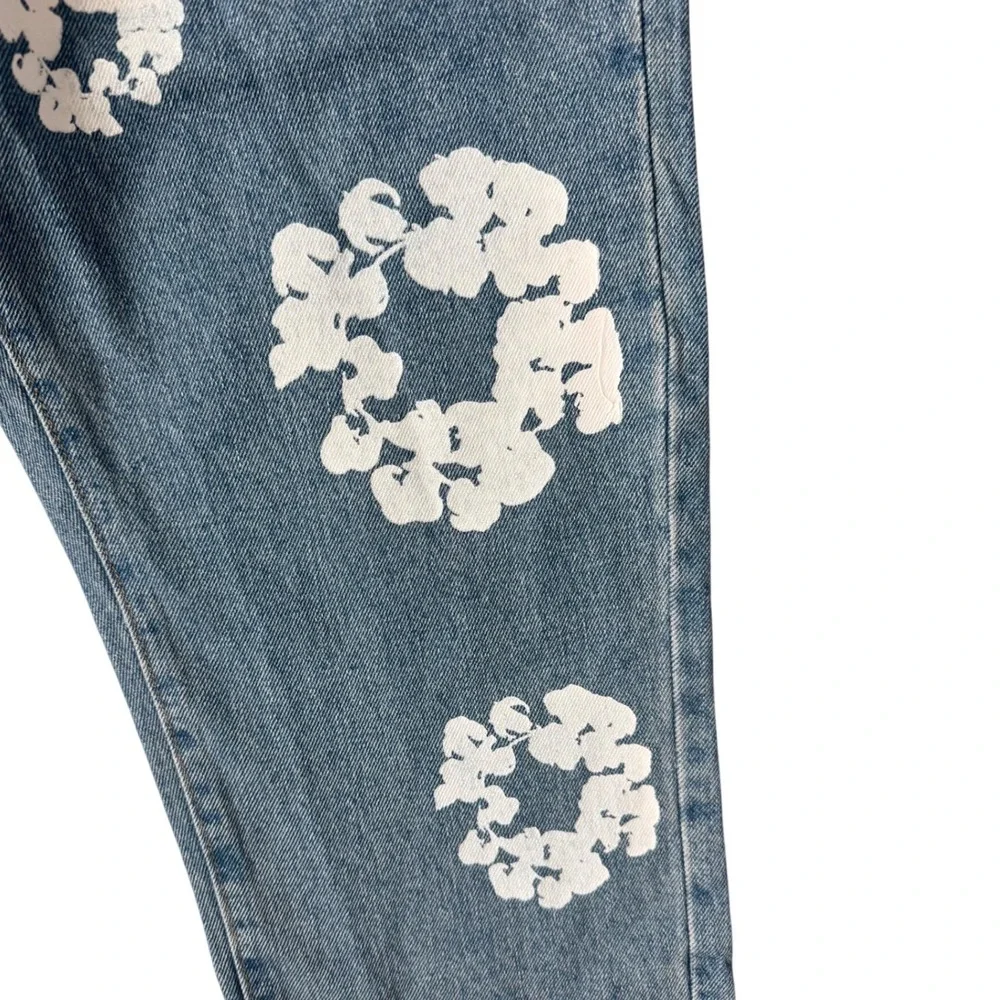 Black Icon‎ Floral Print Jeans Size 32 NWT Straight Leg Denim